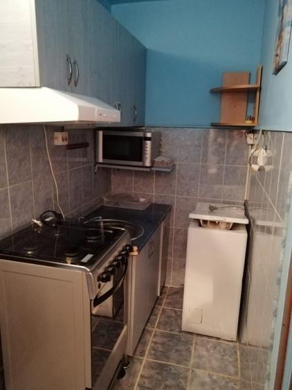 Garsonieră decomandată în UMT