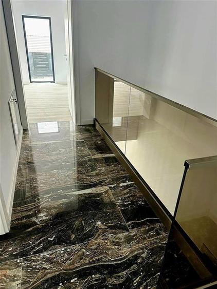 Casă cu 4 camere cu Teren 250 Mp în Bucium