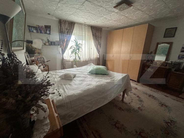 Casă individuală cu 6 camere cu Canalizare în Micro 4
