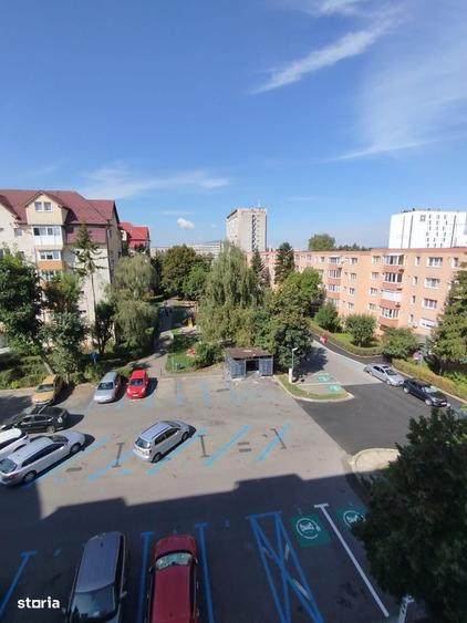 Apartament cu 2 camere semidecomandat în Centrul Civic
