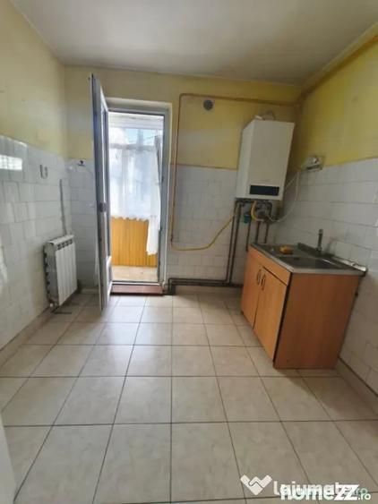 Apartament 3 camere, 61mp, zona Hurmuzachi, Radauti - 9