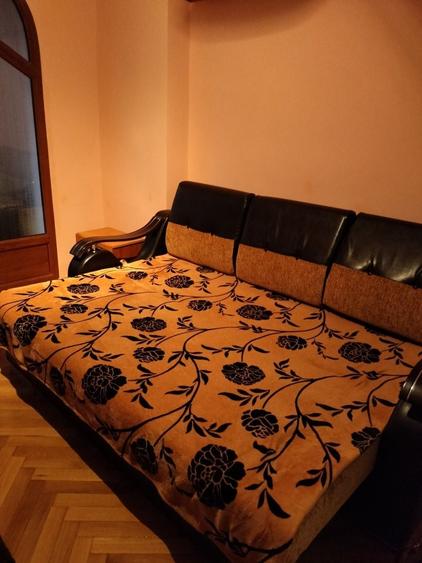 Apartament cu 2 camere decomandat în Sârbi