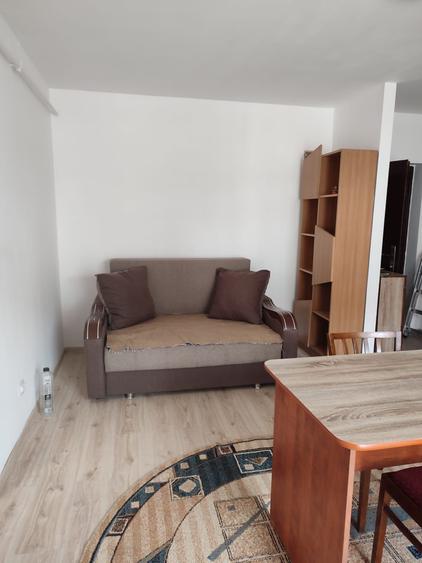 Garsonieră nedecomandată în Exterior Vest