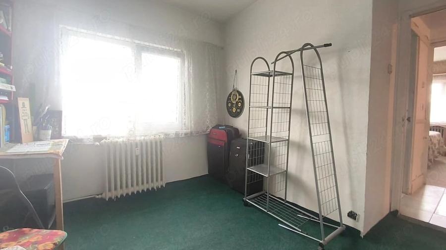 Apartament cu 4 camere decomandat în Ultracentral