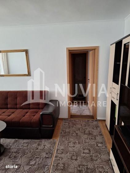 Apartament cu 3 camere semidecomandat, mobilat în Cetate