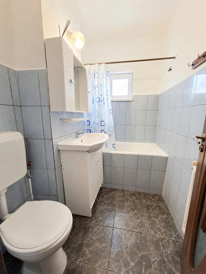 Apartament cu 2 camere decomandat în Vlahuță