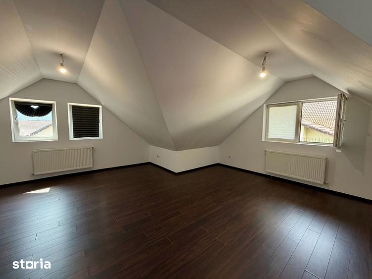 Apartament cu 3 camere, mobilat în Central