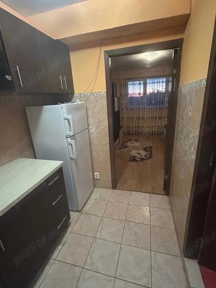 Garsonieră decomandată în Central