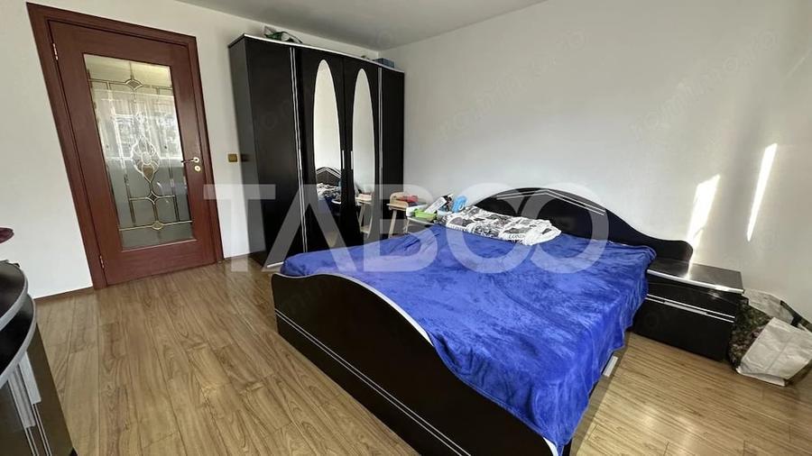 Casa individuala cu intrare de la 2 strazi 4 camere Poplaca Sibiu - 10