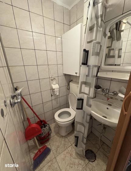 Garsonieră decomandată în Complex Studențesc