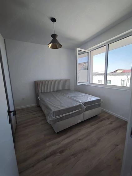 Apartament cu 2 camere decomandat în Florești