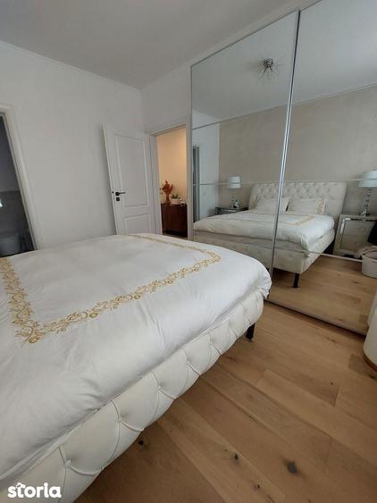 Casă cu 4 camere cu Teren 450 Mp în Central
