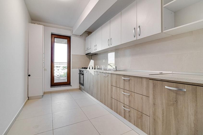 Apartament cu 4 camere decomandat, mobilat în Sisești