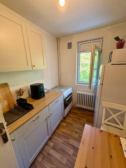 Apartament cu 2 camere semidecomandat în Brâncoveanu