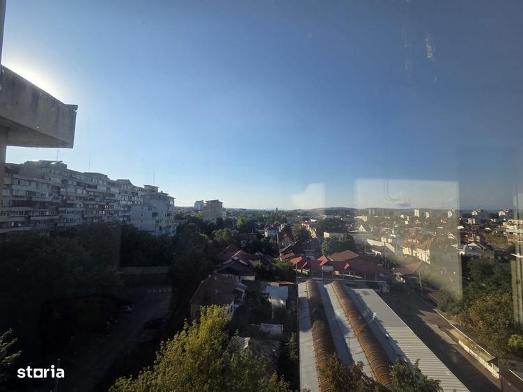 Apartament cu 3 camere decomandat în Ultracentral