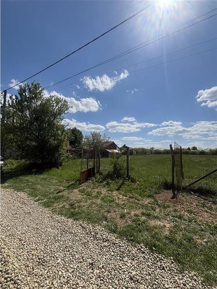 Teren intravilan de 1226 mp, în Chișirid