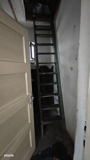 Casă cu 3 camere cu Canalizare în Gruia