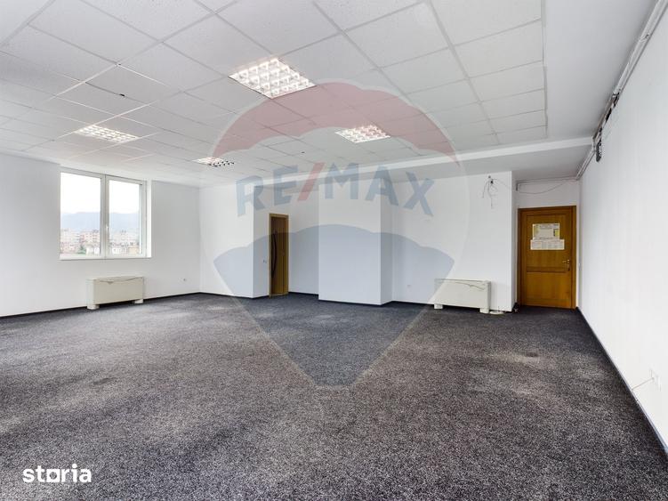 SPATIU COMERCIAL 80 MP OPEN SPACE CU GRUP SANITAR | GREEN CENTER ITC - 1