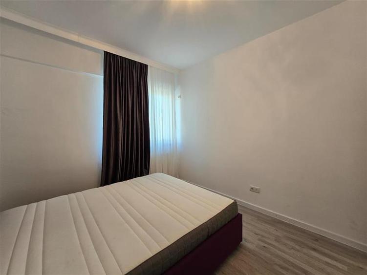 Apartament cu 4 camere decomandat, mobilat în Bucureștii Noi