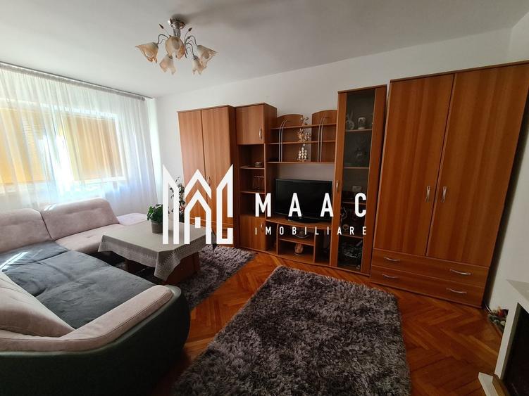 Apartament cu 3 camere decomandat, mobilat în Vasile Aaron