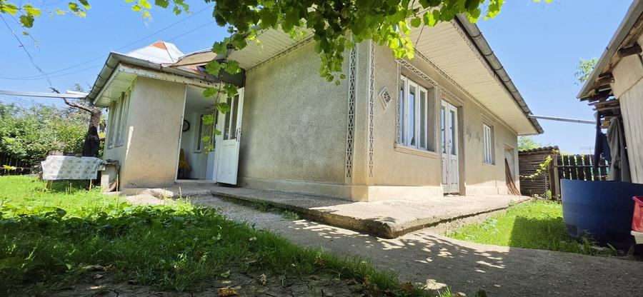 Casă cu 2 camere în Central