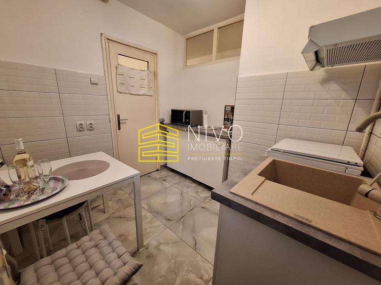 Apartament cu 3 camere decomandat, mobilat în Tudor