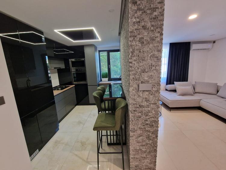 Apartament cu 2 camere semidecomandat în Năvodari Tabără