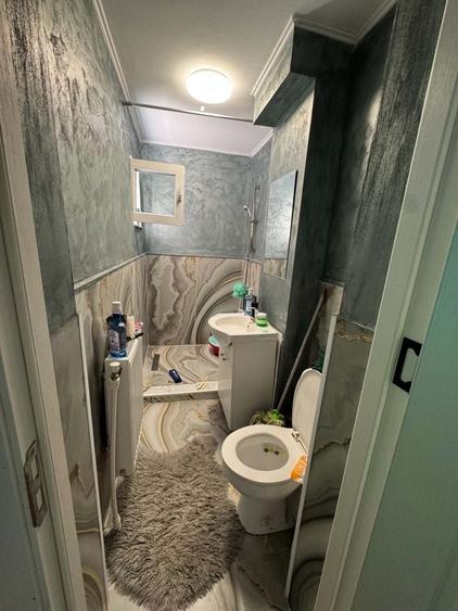 Apartament cu 3 camere semidecomandat în Hipodrom