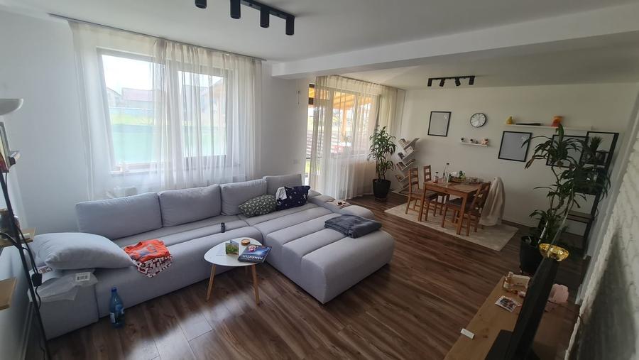 Casă cu 3 camere cu Teren 220 Mp în Berceni