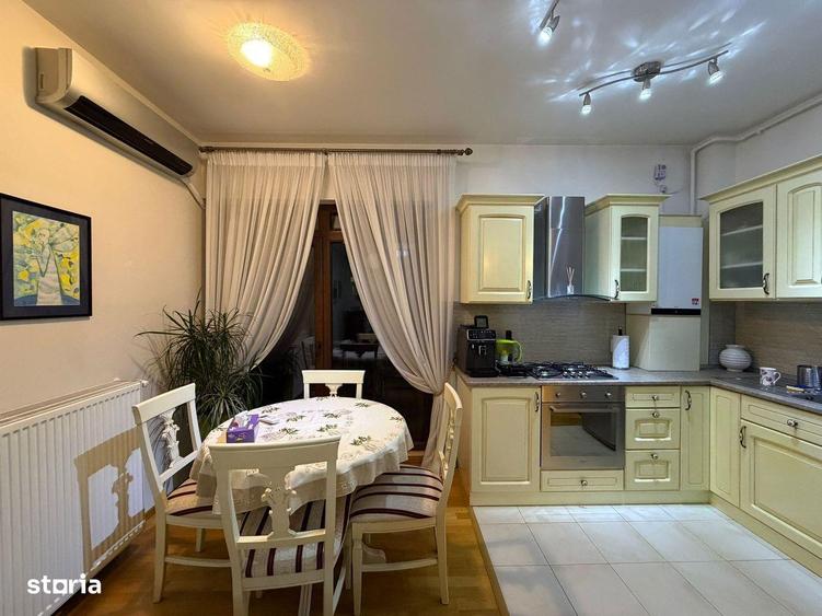 Apartament cu 2 camere în Arcul de Triumf