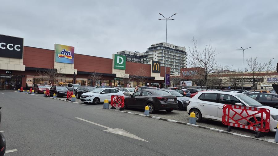 Apartament cu 2 camere decomandat în Sebastian