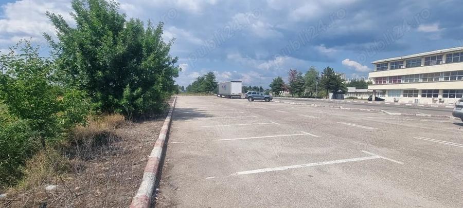 Teren de 21000 mp, în Bradu