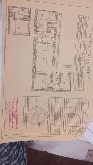 Apartament cu 3 camere semidecomandat în Central