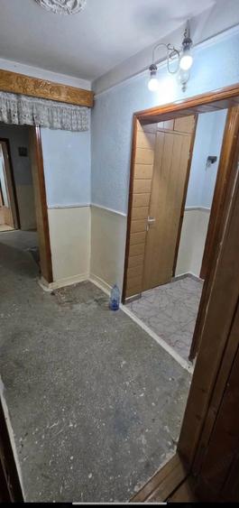 Apartament cu 3 camere decomandat în Gară