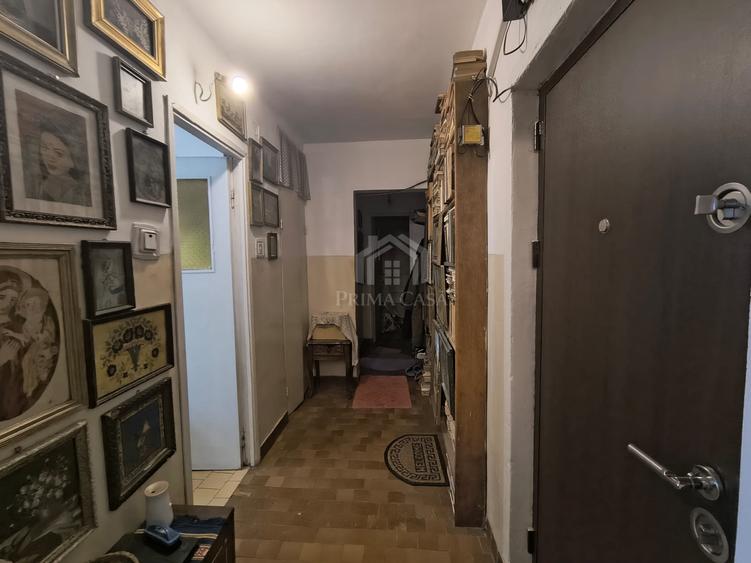Apartament cu 3 camere în Unirii Sud