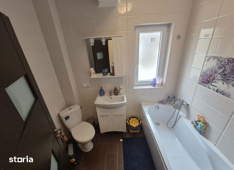 Apartament cu 3 camere în Rediu