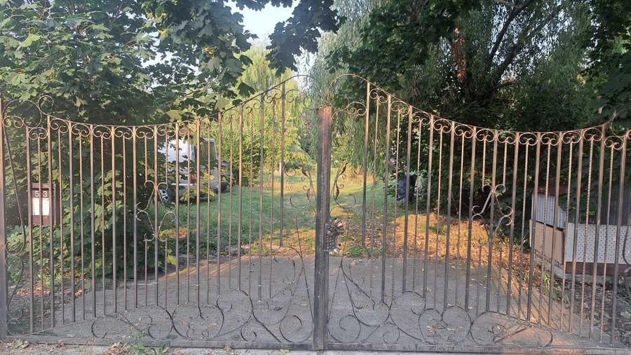 Casă cu 4 camere în Brâncoveanu