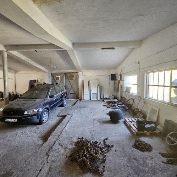 Spațiu comercial, de 350 mp, în Iacobeni