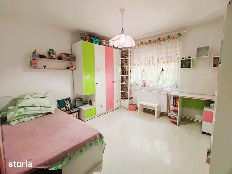Apartament cu 3 camere decomandat în 13 Septembrie