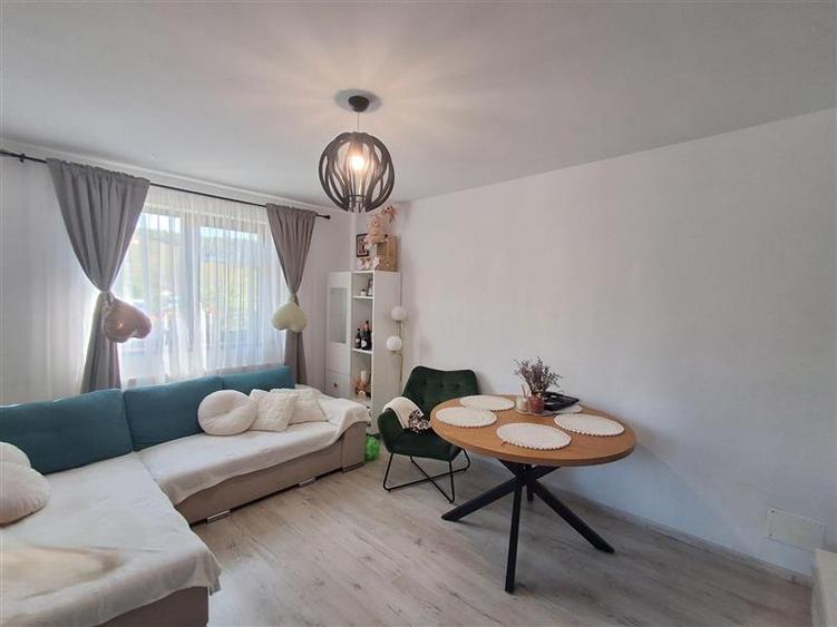Duplex cu 3 camere cu Teren 160 Mp în Aeroport