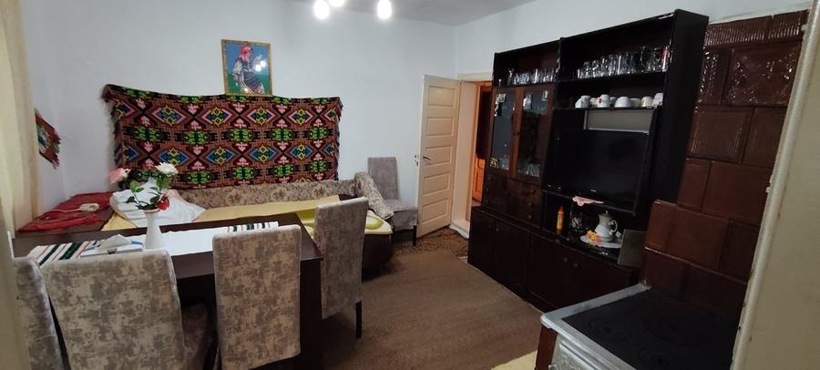 Casă cu 4 camere cu Teren 455 Mp în Central