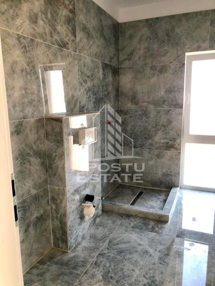 Duplex cu 4 camere cu Canalizare în Giarmata