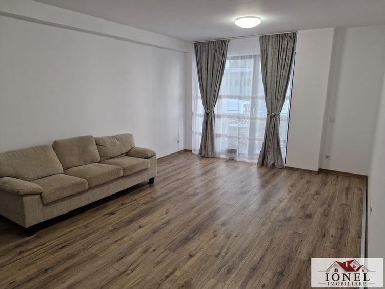 Apartament cu 2 camere decomandat, mobilat în Est