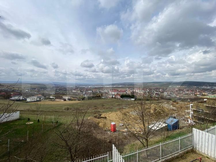 Casă individuală cu 4 camere cu Canalizare în Apahida