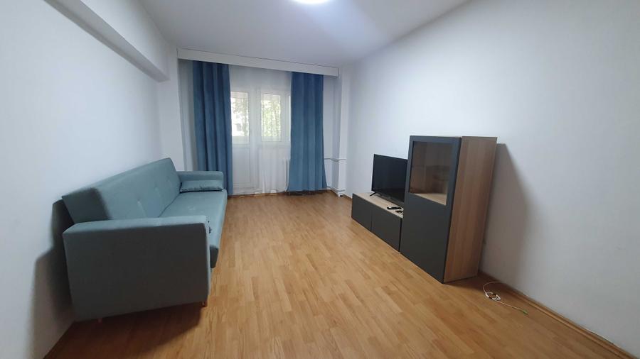 Apartament cu 2 camere semidecomandat în Basarabia