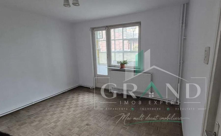 Apartament cu 2 camere semidecomandat în Semicentral