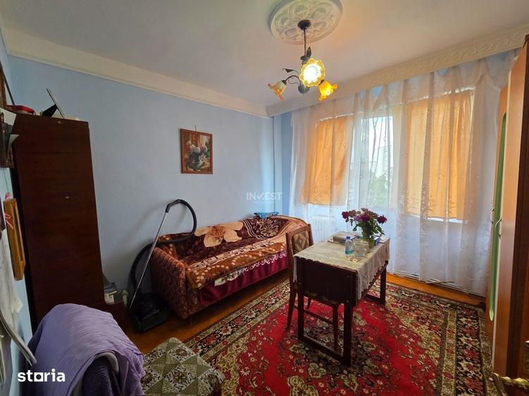 Apartament cu 3 camere decomandat în Alexandru cel Bun