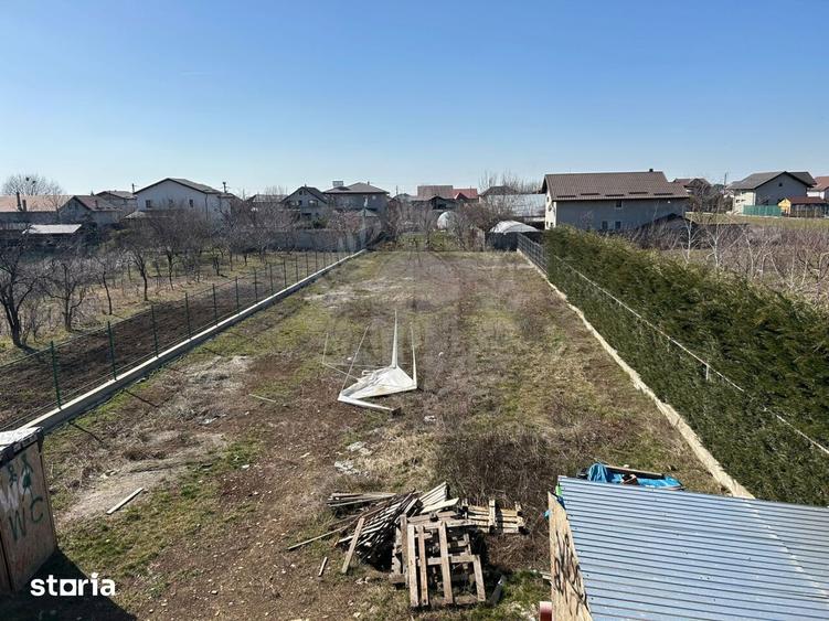 Casă cu 6 camere cu Teren 1600 Mp în Târgșoru Vechi