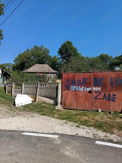 Teren de 800 mp, în Costești
