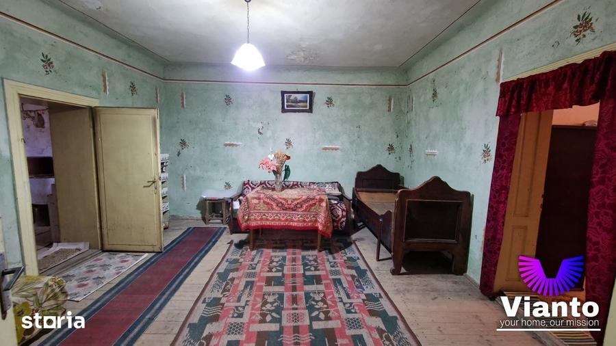 Casă cu 4 camere cu Teren 2984 Mp în Chirpăr